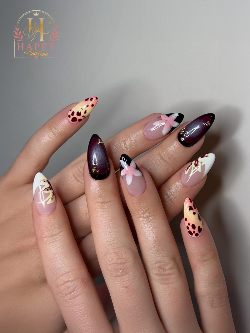 Happy Nail Spa 